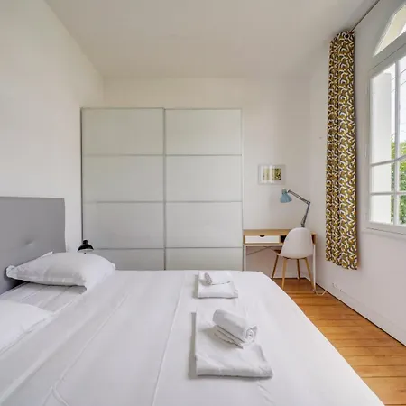 Jolie Maison Au Bouscat Avec Jardin 4*