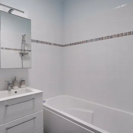 Jolie Maison Au Bouscat Avec Jardin 4*