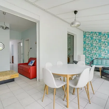Jolie Maison Au Bouscat Avec Jardin Gasthof 4*