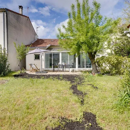 Gasthof Jolie Maison Au Bouscat Avec Jardin Le Bouscat