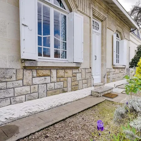 Гостевой дом Jolie Maison Au Bouscat Avec Jardin Ле-Буска